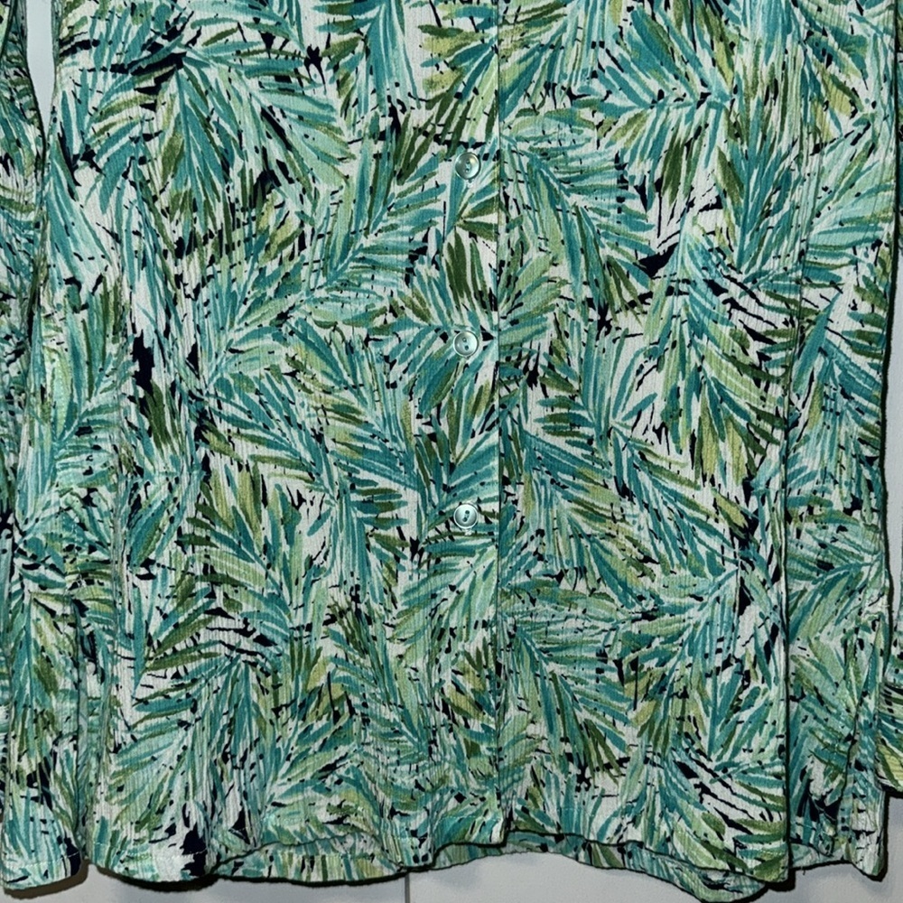 Appleseed’s Crinkle Collared Button Down Shirt Gr… - image 3